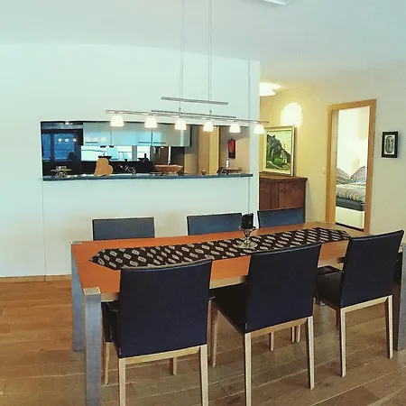 Lorez 3 F Apartment Arosa